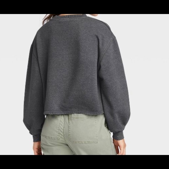 Sweatshirt - Universal Thread - Picture 2 of 8